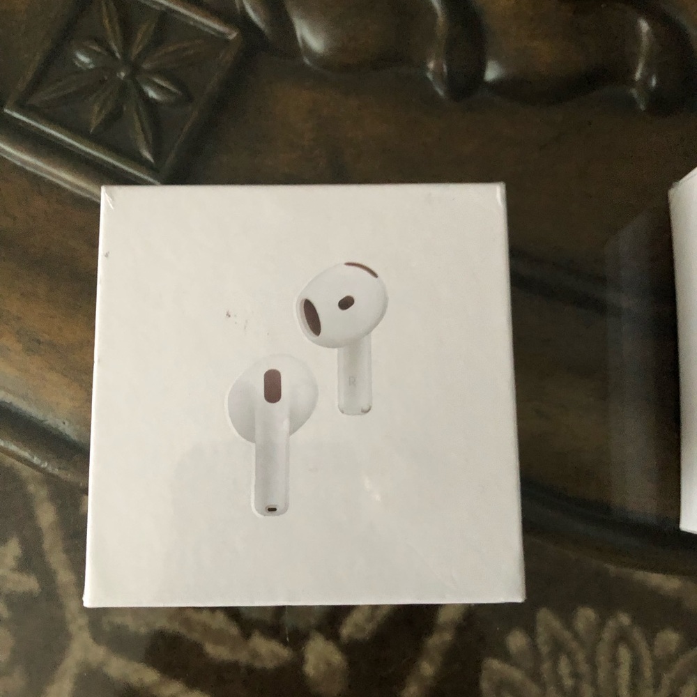 Airpods 4